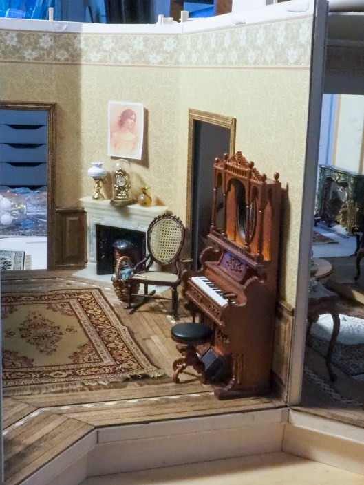 OLYMPUS DIGITAL CAMERA