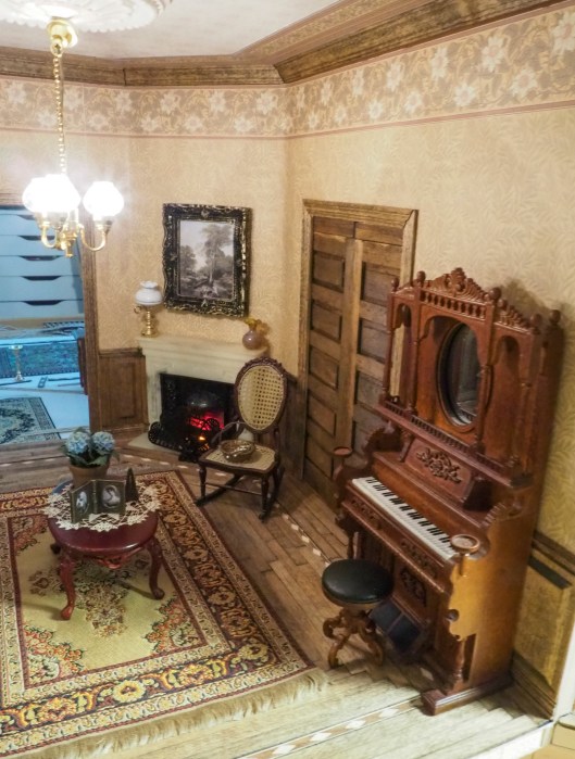 OLYMPUS DIGITAL CAMERA