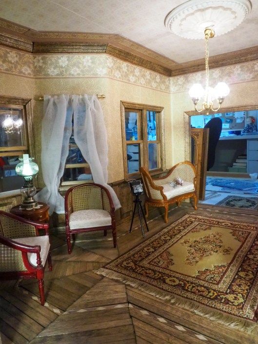 OLYMPUS DIGITAL CAMERA