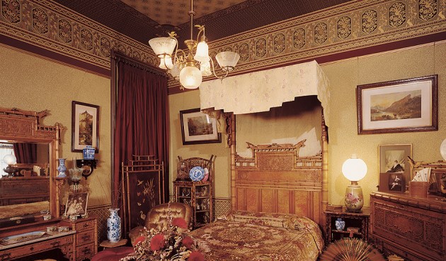 victorian_slide_anglo